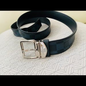 SOLD 📦 Louis Vuitton Men’s Belt (Authentic)
